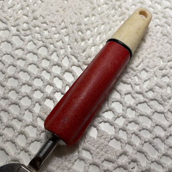 Vintage 1923 A & J stainless steel kitchen utensils - Picture 3 of 6